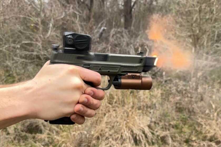 S&W Spec Series Metal M2.0 mid-fire