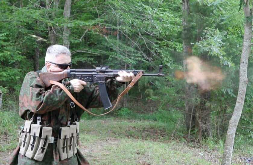 Veteran shooting MP44