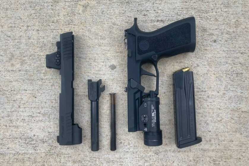 Deconstructed pistol