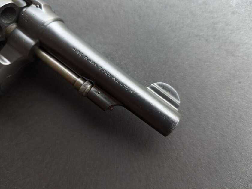 barrel and sight of S&W M&P revolver