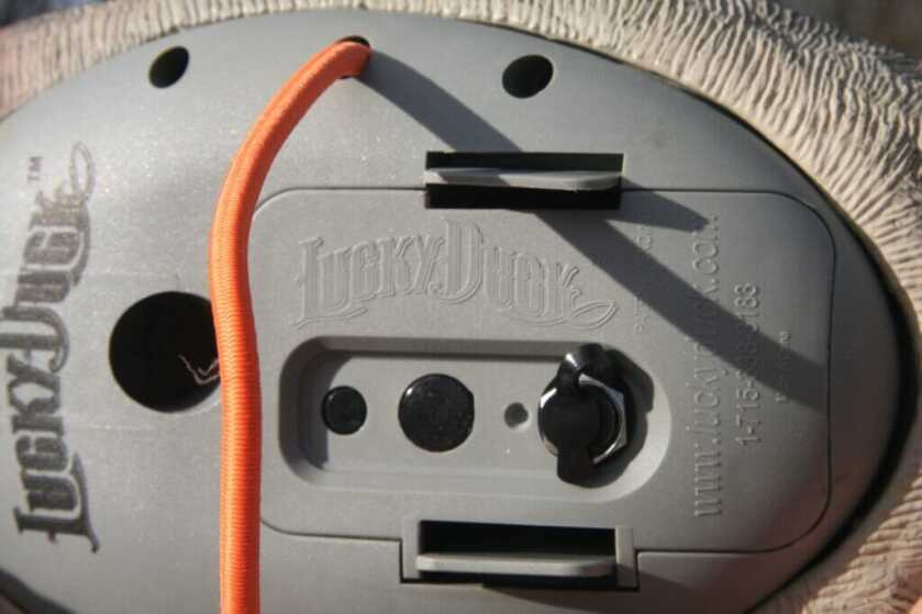 Lucky Duck XHDi battery box with exterior charge port on-off button and battery level indicator