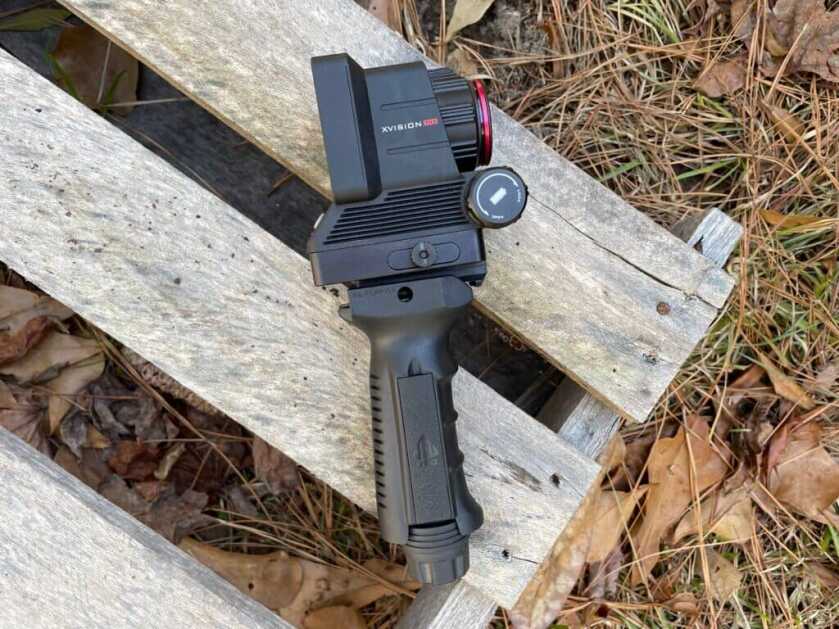 X-Vision Flex2 optic mounted to a grip.