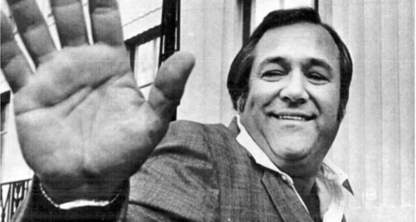 3-Will-The MAC-10 at Work and Play: The Gory Demise of Barry Seal