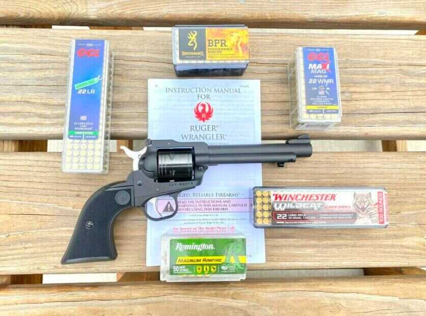 Ruger Super Wrangler convertible .22 LR and .22 WMR revolver