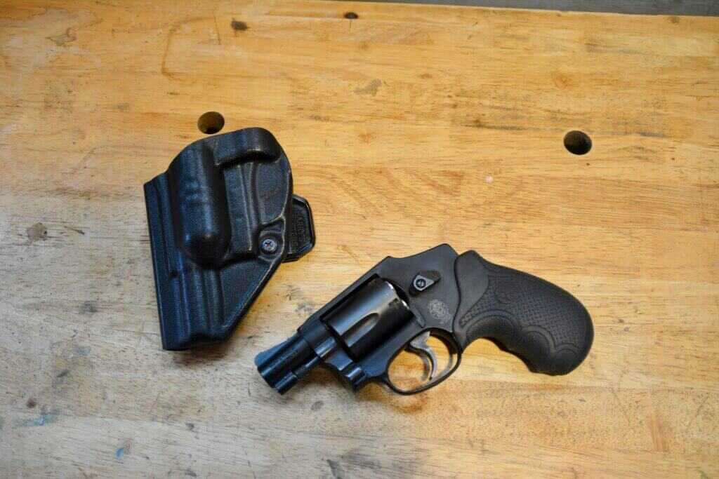 S&W 442 with Harry's Holsters Icon 2.0
