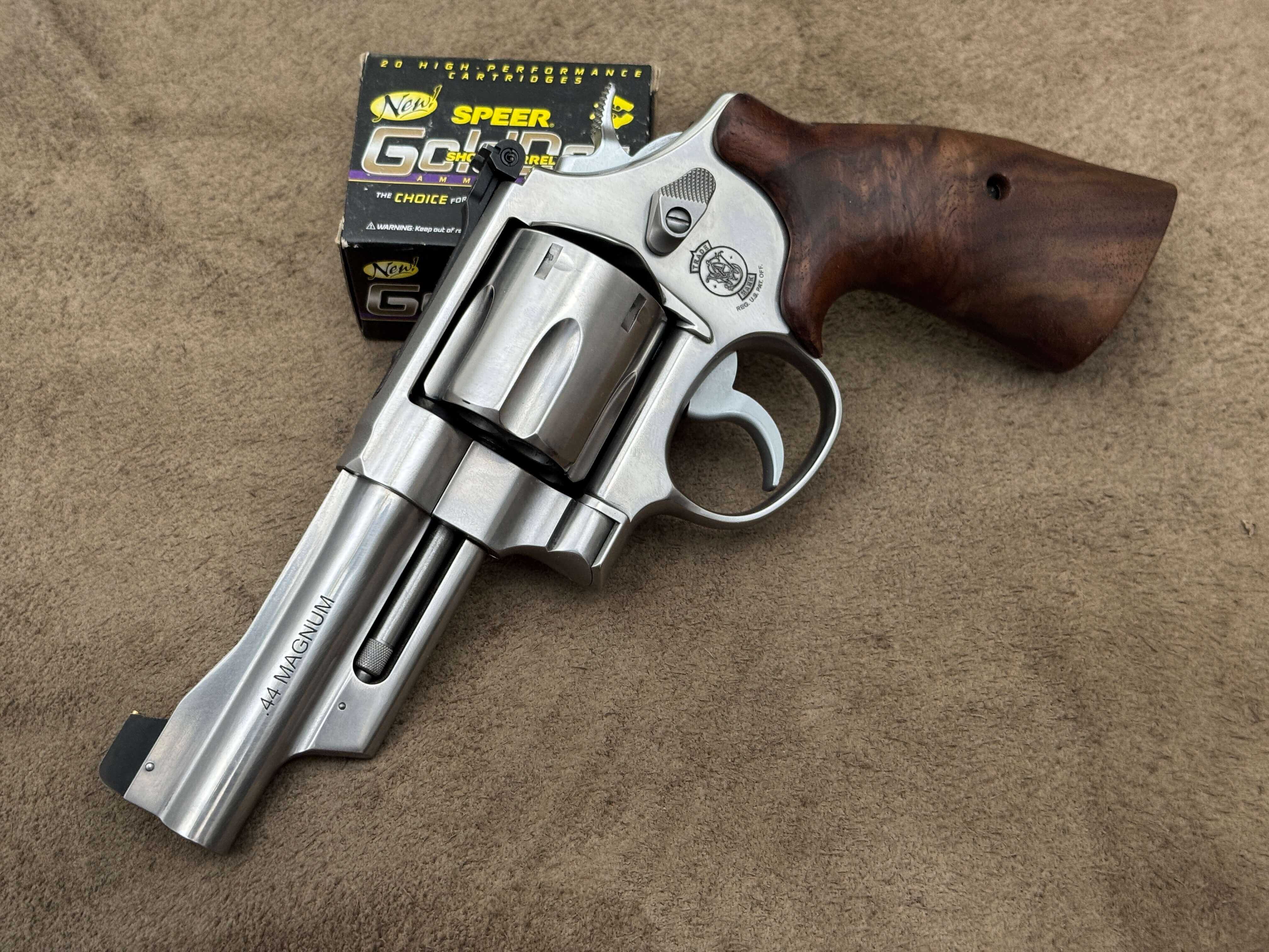 Lipsey's Smith & Wesson 629 Mountain Gun .44 Magnum revolver