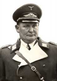 Engraved, Gold-Plated Goering Gun at Auction goering gun (5)
