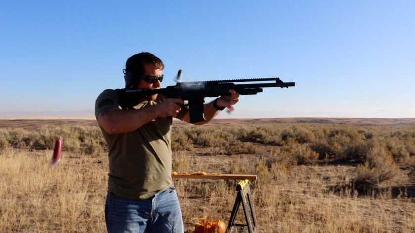 Standard Manufacturing's SKO-12 — An American-Made AR-15 Style 12 Gauge