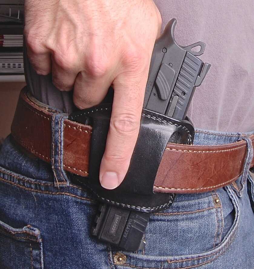 What I Love & Hate About the Galco Jak Slide Holster
