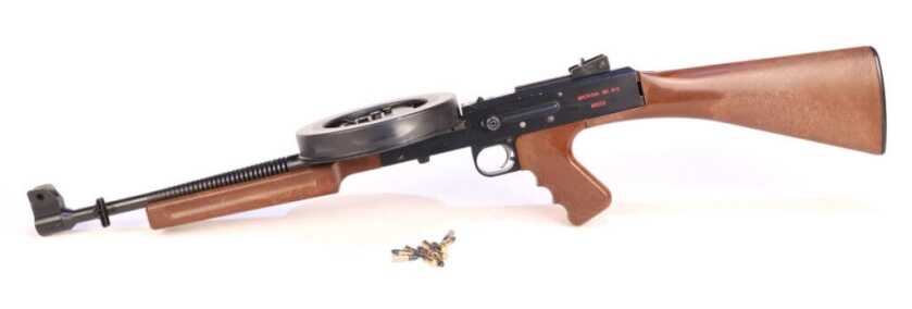 Two Criminals and The American 180 Submachine Gun: 1,200 RPM Rimfire Ripper Two Criminals and The American 180 Submachine Gun: 1,200 RPM Rimfire Ripper
