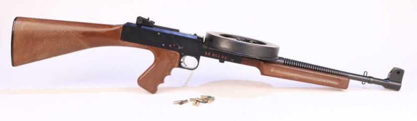 Two Criminals and The American 180 Submachine Gun: 1,200 RPM Rimfire Ripper Two Criminals and The American 180 Submachine Gun: 1,200 RPM Rimfire Ripper