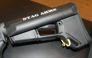 DSCN9482 The buttstock on the 3G is adjustable, but has more cheek room than an M4-style.