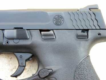 Smith & Wesson M&P-9 Shield - Range Report - New Gun Review Smith & Wesson M&P9