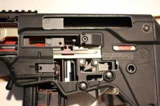 IWI ‘s Tavor SAR 9mm Conversion Kit Adds Versatility—SHOT Show 2014 IWI Tavor4