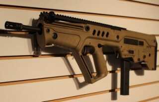IWI ‘s Tavor SAR 9mm Conversion Kit Adds Versatility—SHOT Show 2014 IWI Tavor5