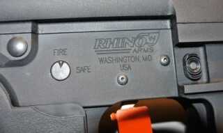 rhino04