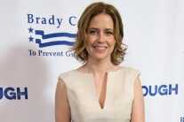 'Office' Actress on Gun Control: '40 Percent of All Gun Sales Have no Background Checks'