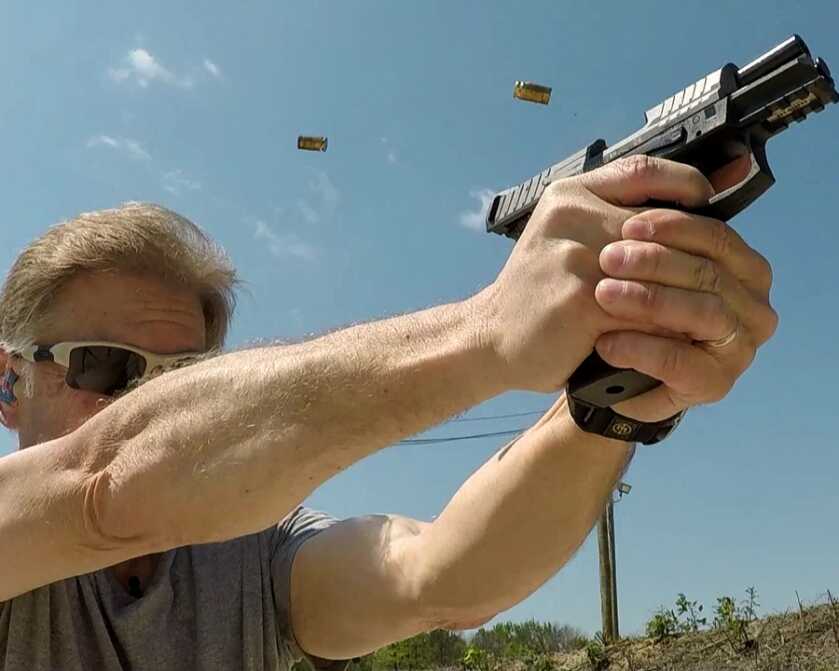 HK VP9SK subcompact 9mm striker-fired pistol