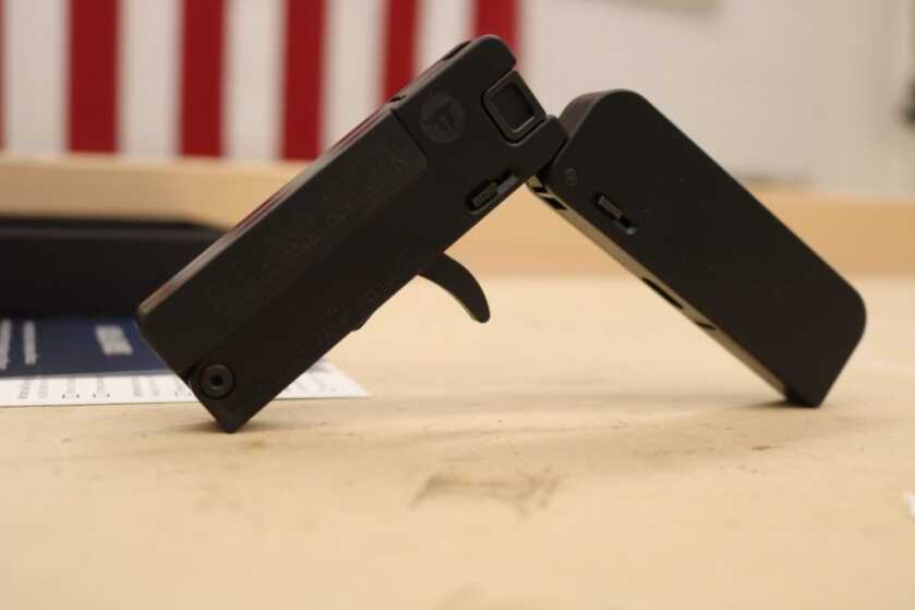 TrailBlazer LifeCard 22 LR folding credit card sized pistol