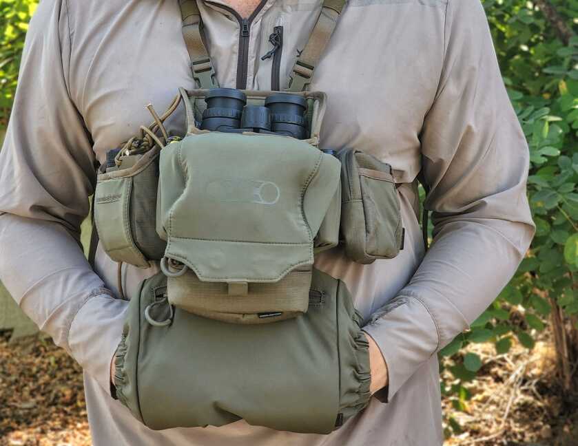 Eberlestock Recon modular bino pack with binoculars, best bino pack