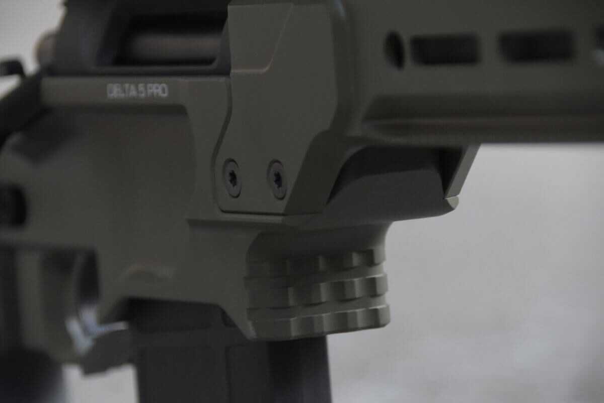 A closer look at the barricade stop on the Delta 5 Pro.