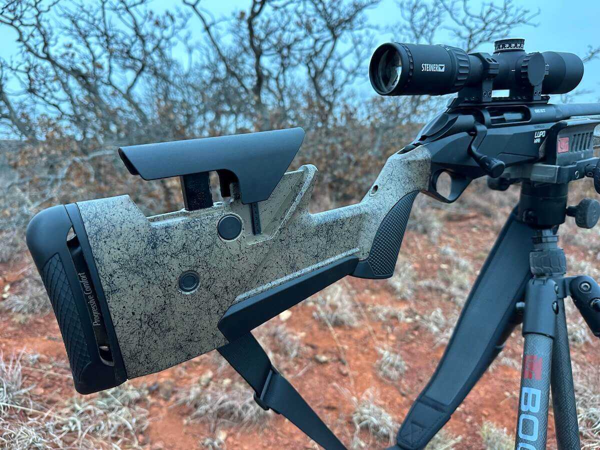 Benelli Lupo HPR precision bolt action rifle on a shooting bench, best Benelli precision rifle