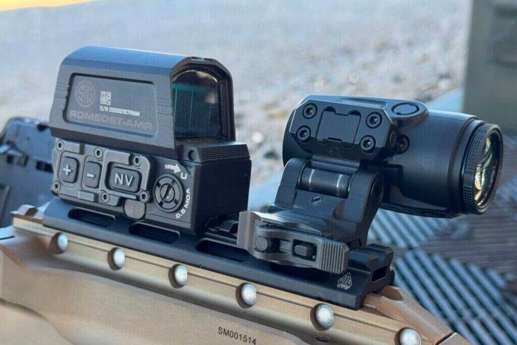 Sig Sauer's ROMEO8T-AMR and JULIET3T: Dynamic Reticle Switching - SHOT Show 2025