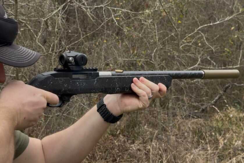 shooting the Ruger 10/22 Carbon Fiber Rifle