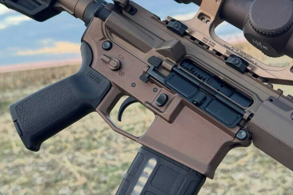 AR-15 lower and upper receiver