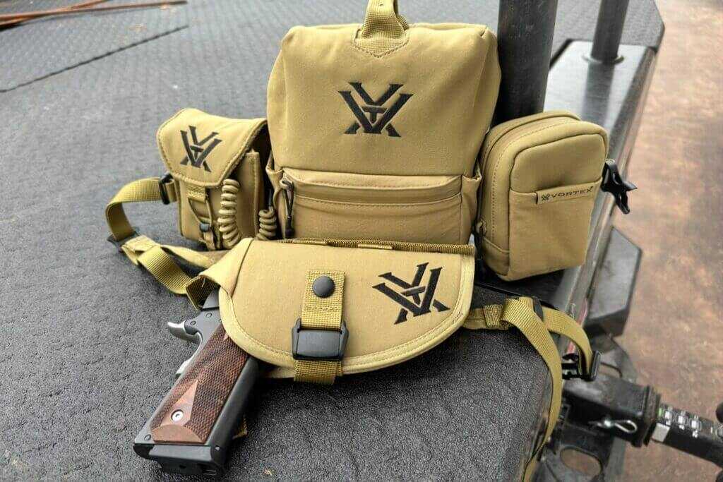 GlassPack pro with pistol