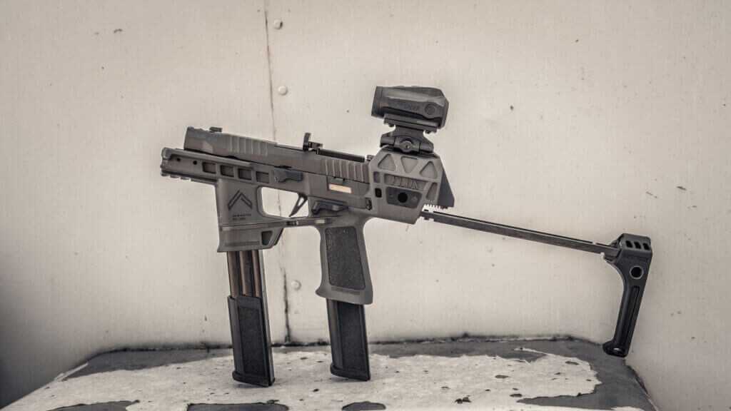 Range Panda Charging Handle for Flux Raider
