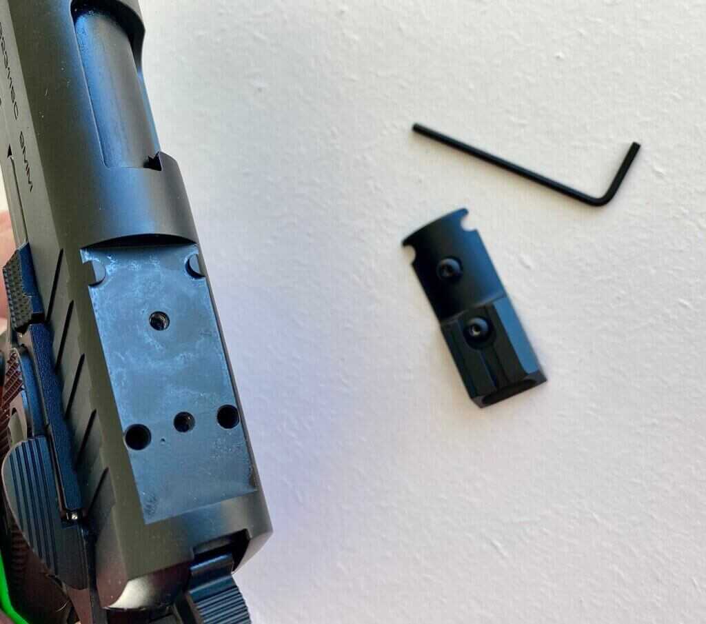 Witness 2311 BRAT with rear sight plate removed showing RMS footprint