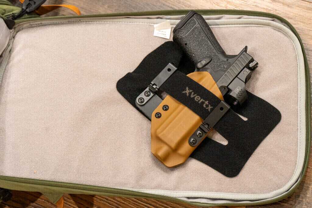 Vertx Gamut 32L BAP strap setup with holstered Archon Type B and C&H Precision optic
