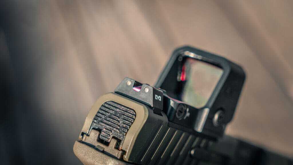 Rear view of SAR9 SOCOM tritium sights
