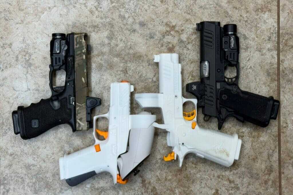 ACE VR Staccato P and MR920 handsets side by side with Glock 19 and Staccato C for size and grip angle comparison