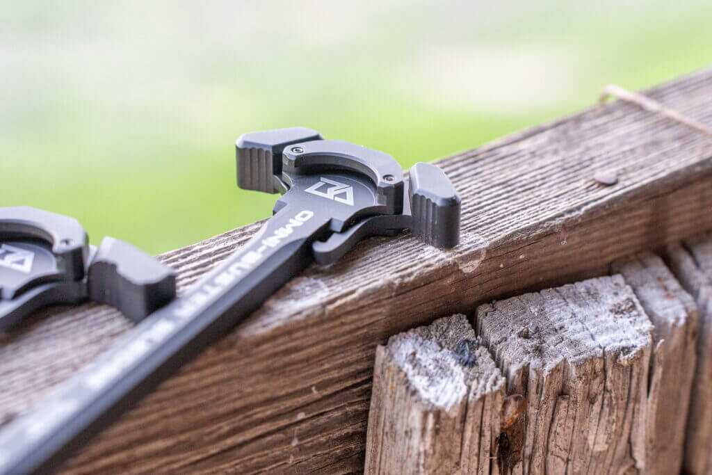 Raised rear shelf on the Breek Omni-Buster charging handle blocks gas from exiting toward the AR-15 shooter