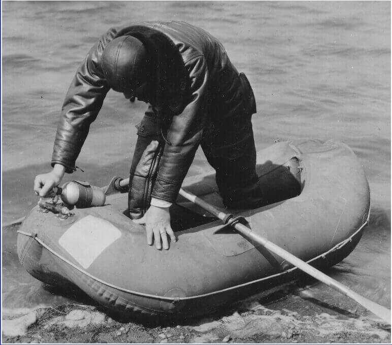 B2 pararaft survival raft issued to American military aviators during World War 2