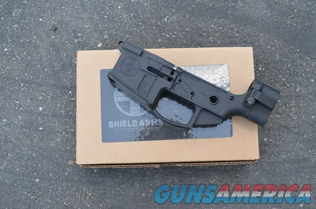 Shield Arms SA-15 Folding stripped AR15 ...