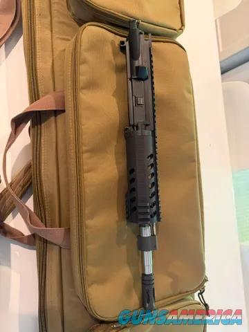 AR-15 upper assembly with free-float han...