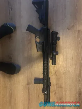 AR-15 Rifle w/ Vortex LPVO, Light, Adjus...