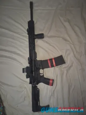Radical Firearms AR-15 5.56 with M-LOK R...