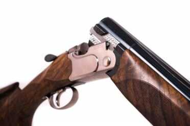 A Beautiful Beretta: The New 692 Sporting B-Fast Over/Under Shotgun The 692 Sporting is a classic "Sovrapposto" - a beauty and a beast.