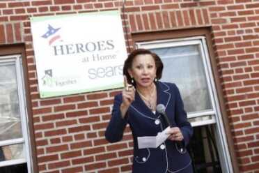Congresswoman Introduces Bill: 0 Gun Tax, RFID Chips, National Stolen Gun Registry U.S. Rep.