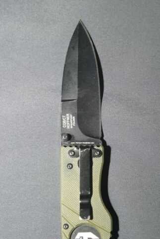 A look at the spear-point blade. 