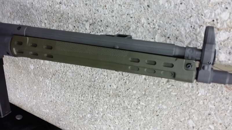 The G3 Is Back! PTR Industries' GI Model 7.62x51m -- NRA 2016 The green color of the slimline forend complements the matte gray of the Parkerized steel on the PTR-91 GI model.