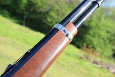 The brass band is a nice touch against the blued barrel and walnut. 
