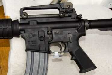 A Sub-0 Colt M4? The 5.56mm Colt Expanse. Full Review. Anyone familiar with a stock M4-style gun will be right at home with the controls of the Expanse. The author added the carry handle.