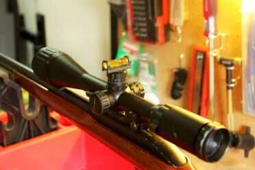 This is the usual placement of the small level included in the Wheeler Engineering kit. 