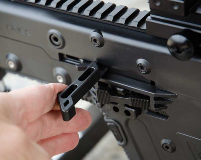 Taming the Ten: A Reverse-Recoil 10mm? The KRISS Vector Gen II - Full Review. Taming the Ten: A Reverse-Recoil 10mm? The KRISS Vector Gen II - Full Review.
