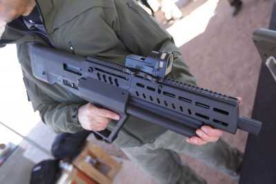 Clay Shoots IWI Shotgun TS-12 16-Round Bullpup 12 Gauge – SHOT Show 2018
